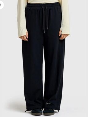 Haya Women’s Black Wide-Leg Track Pants